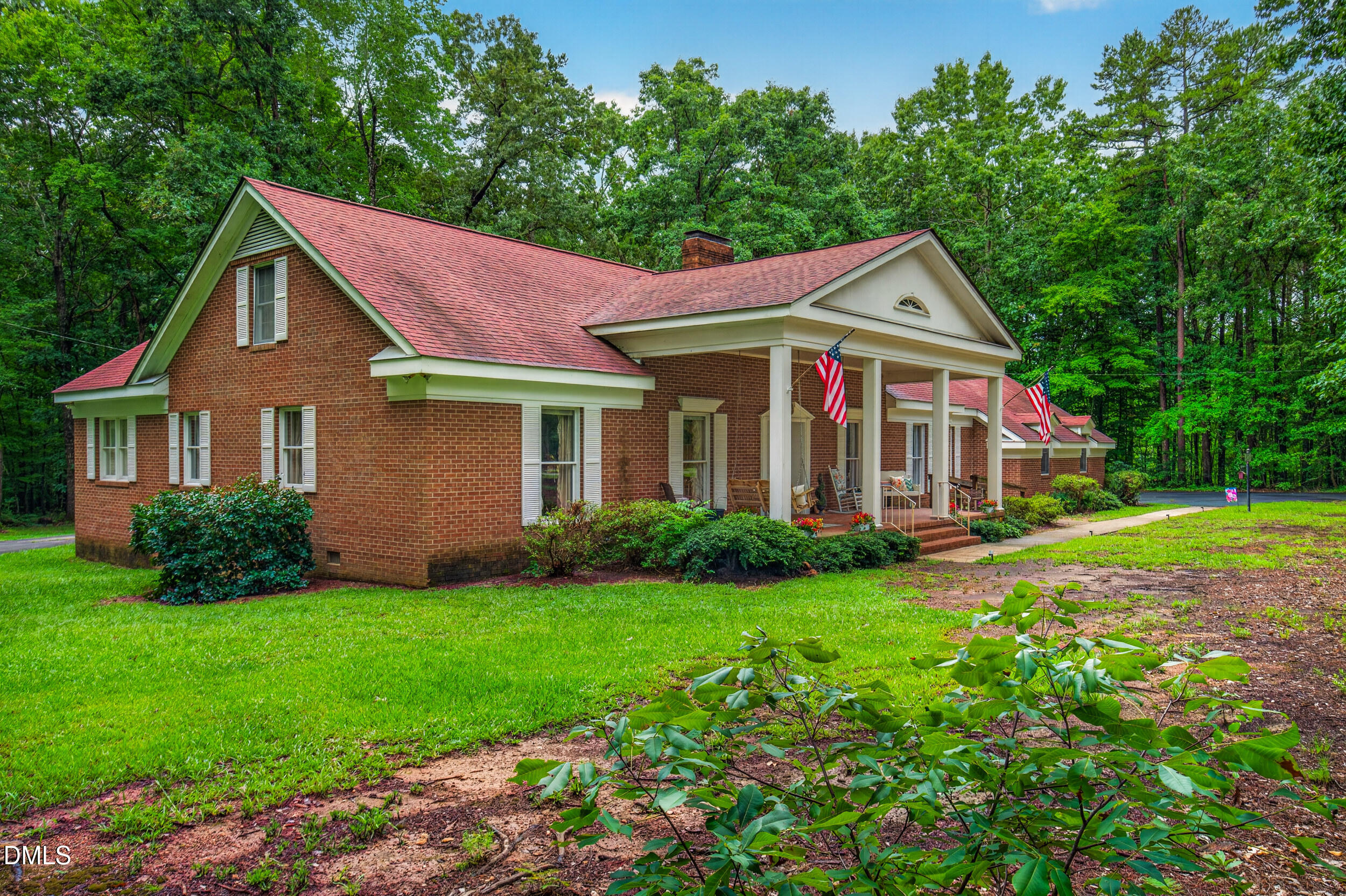 main property photo 46