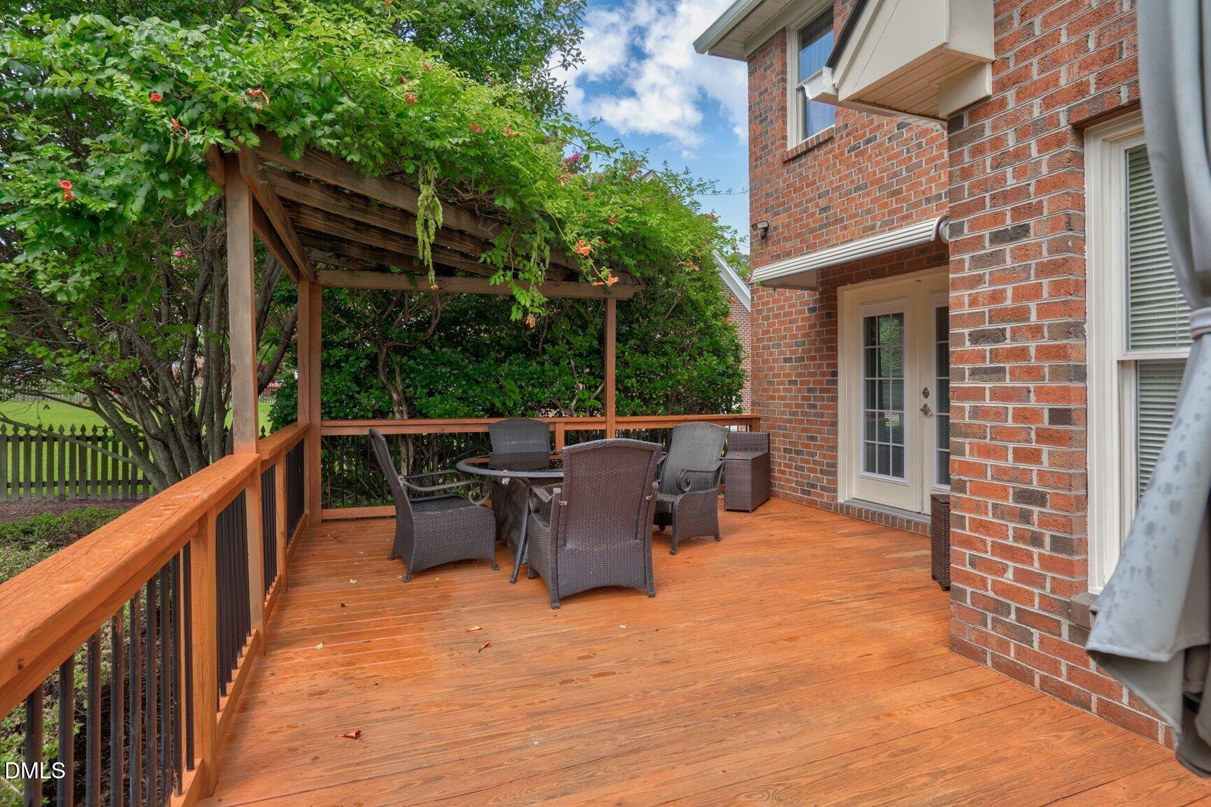 main property photo 34