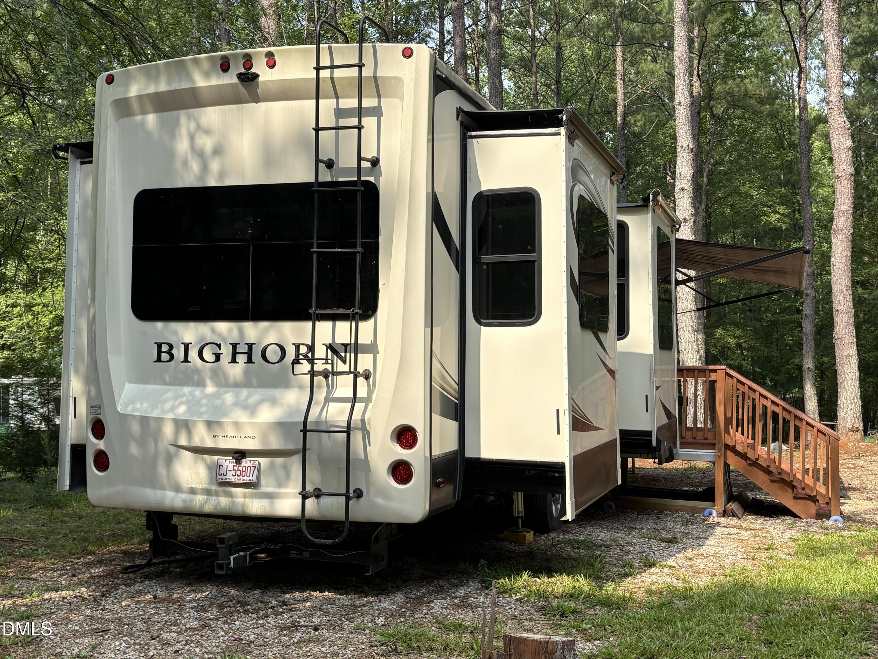 main property photo 14