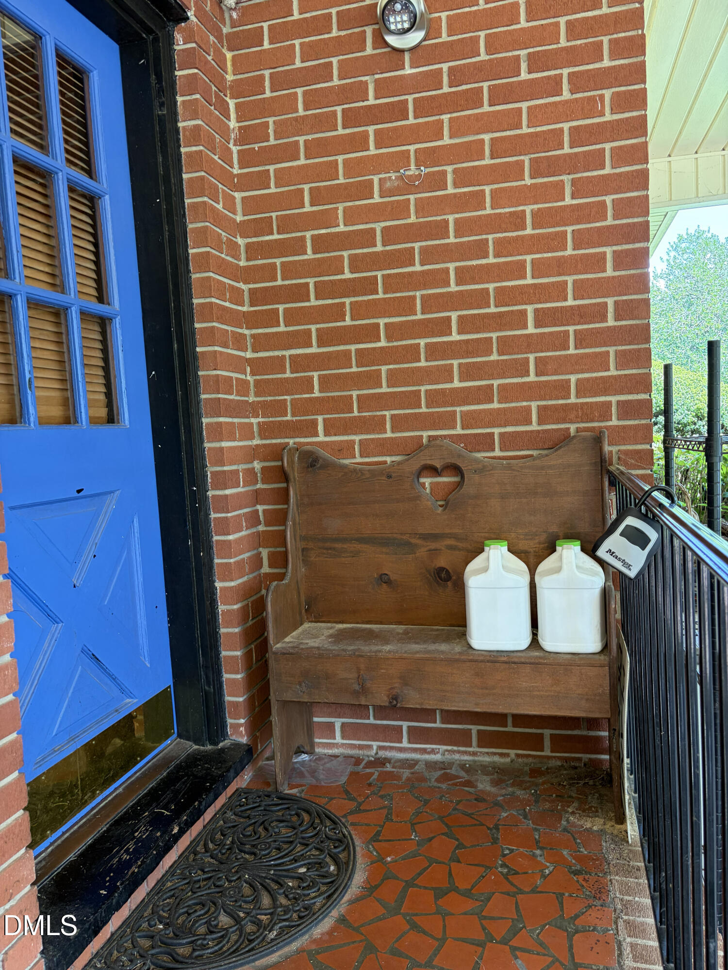 main property photo 40