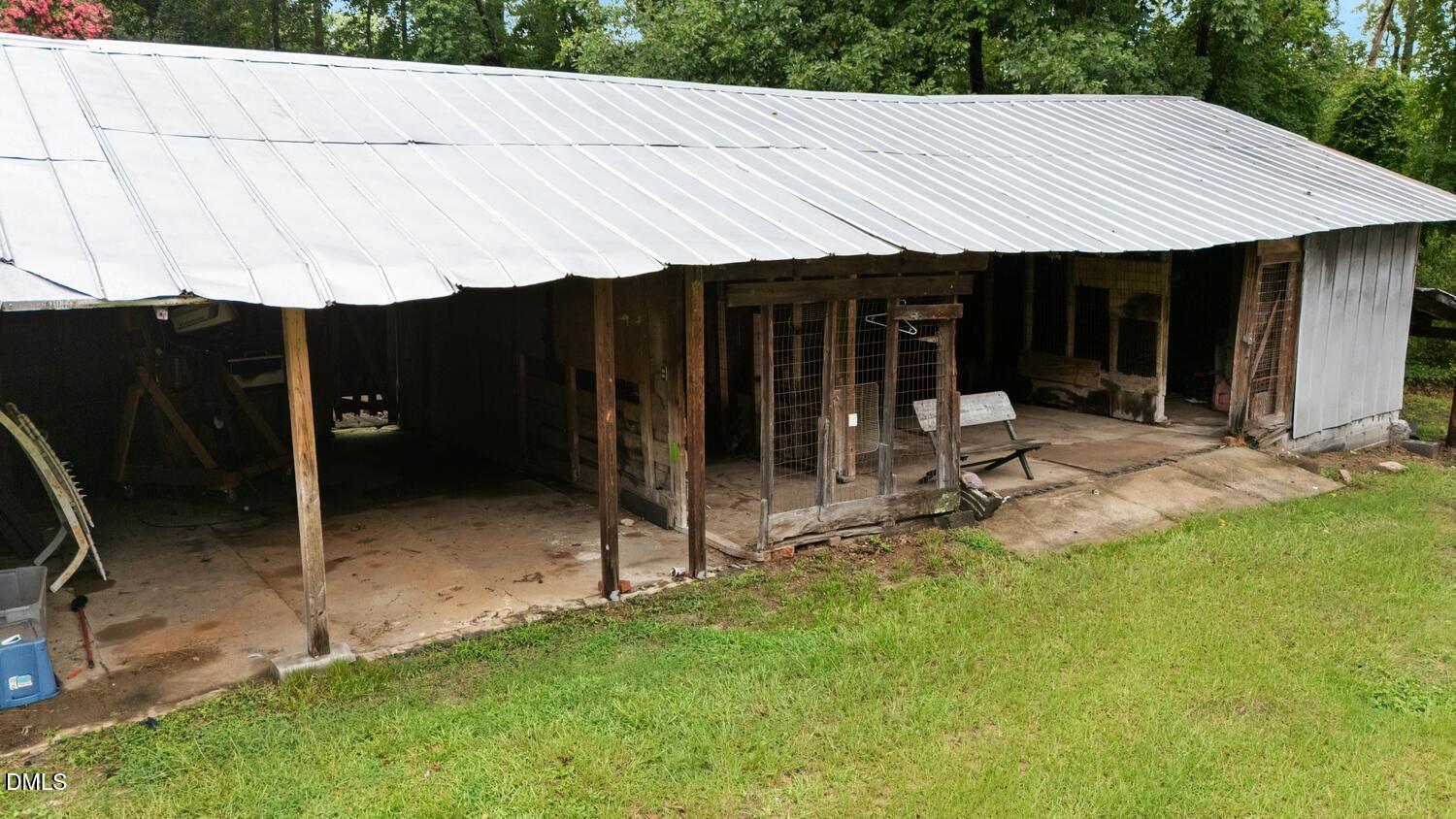 main property photo 34