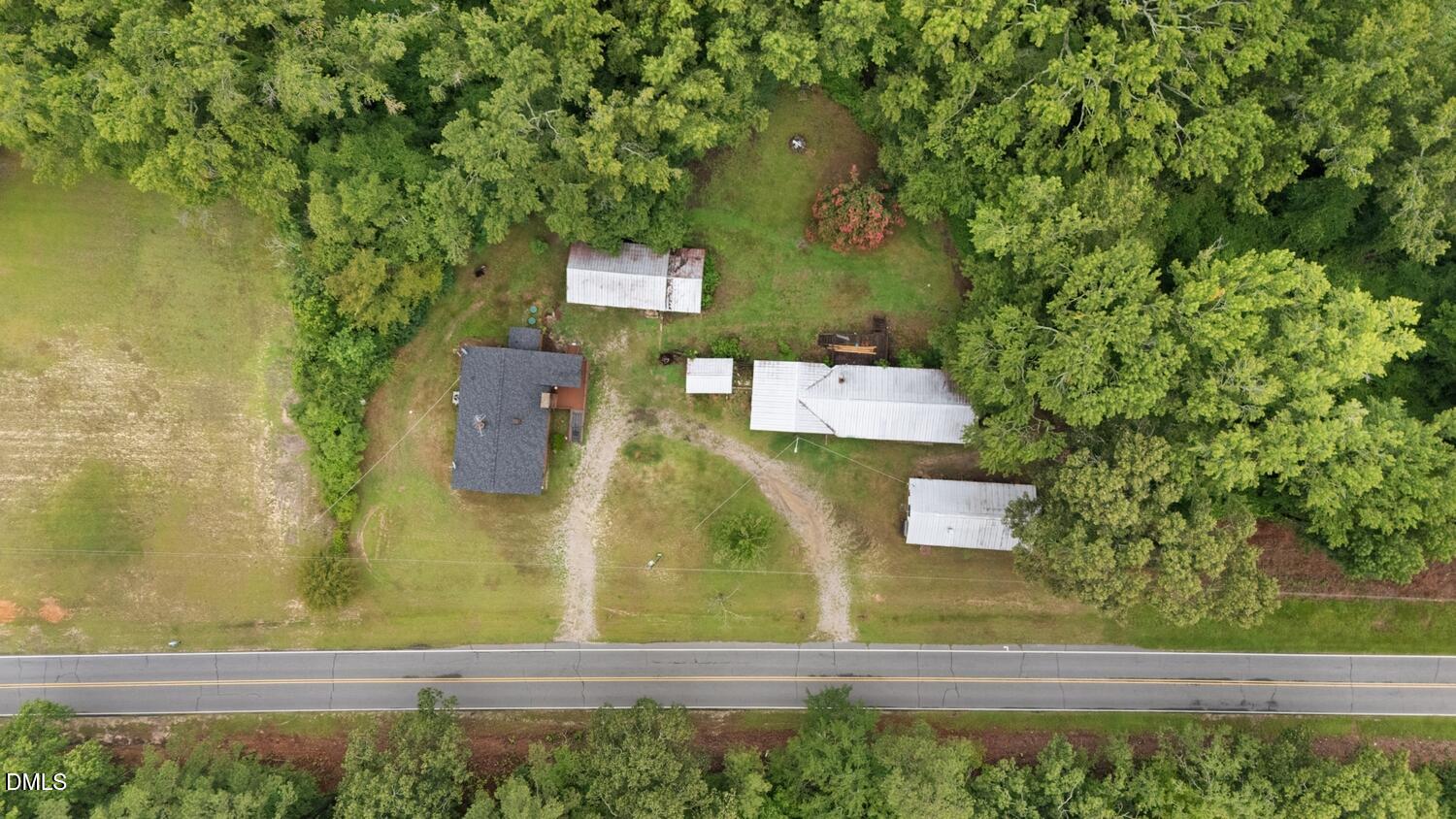main property photo 41