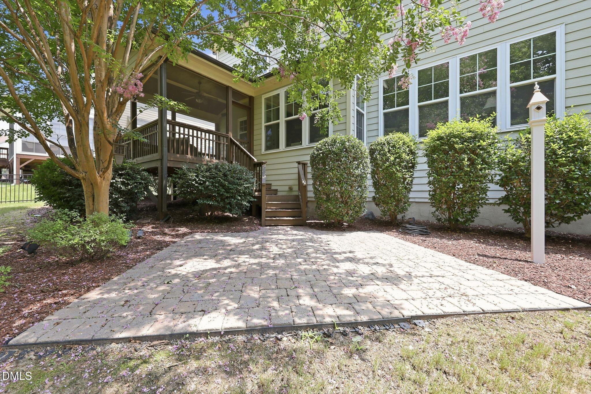 main property photo 46