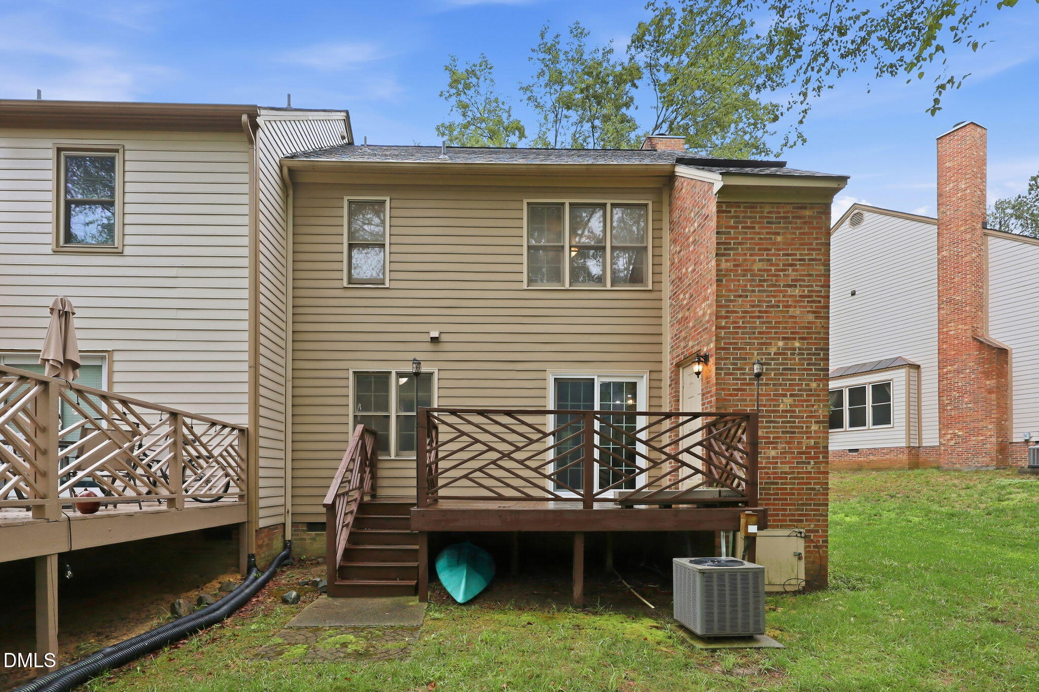 main property photo 31