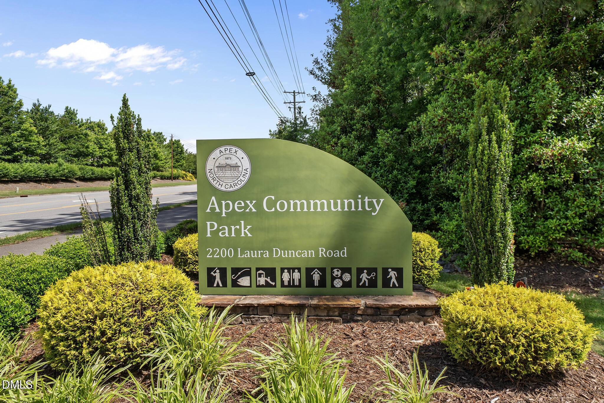 main property photo 19
