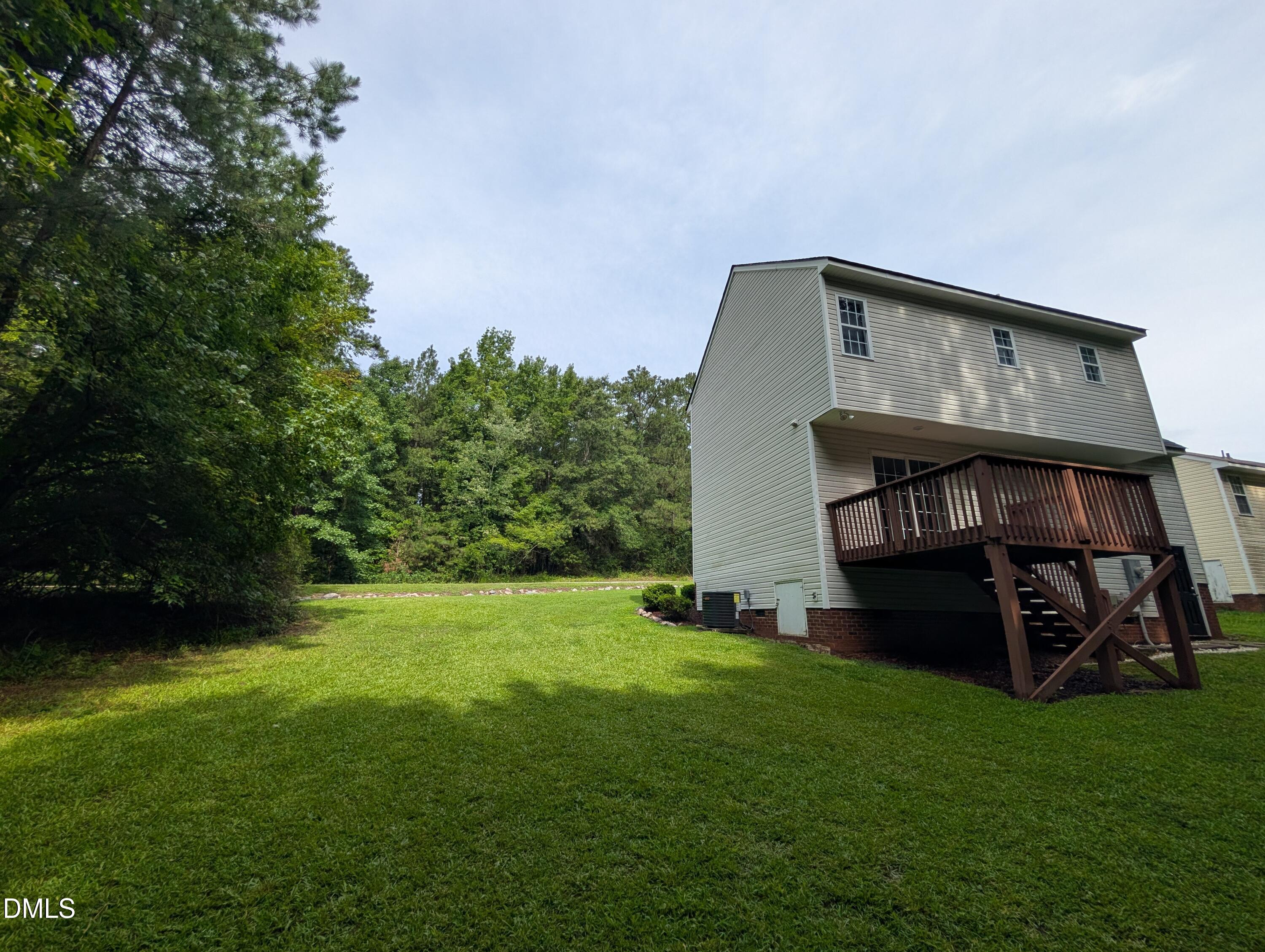 main property photo 5