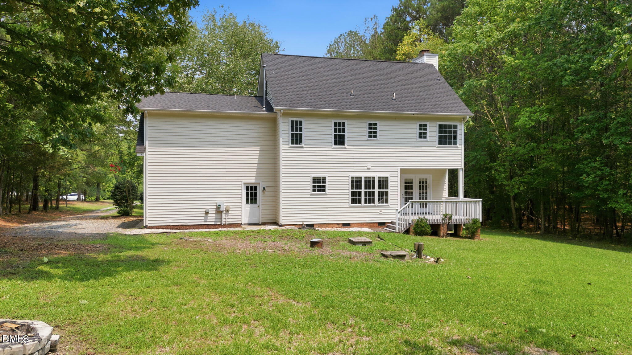 main property photo 32