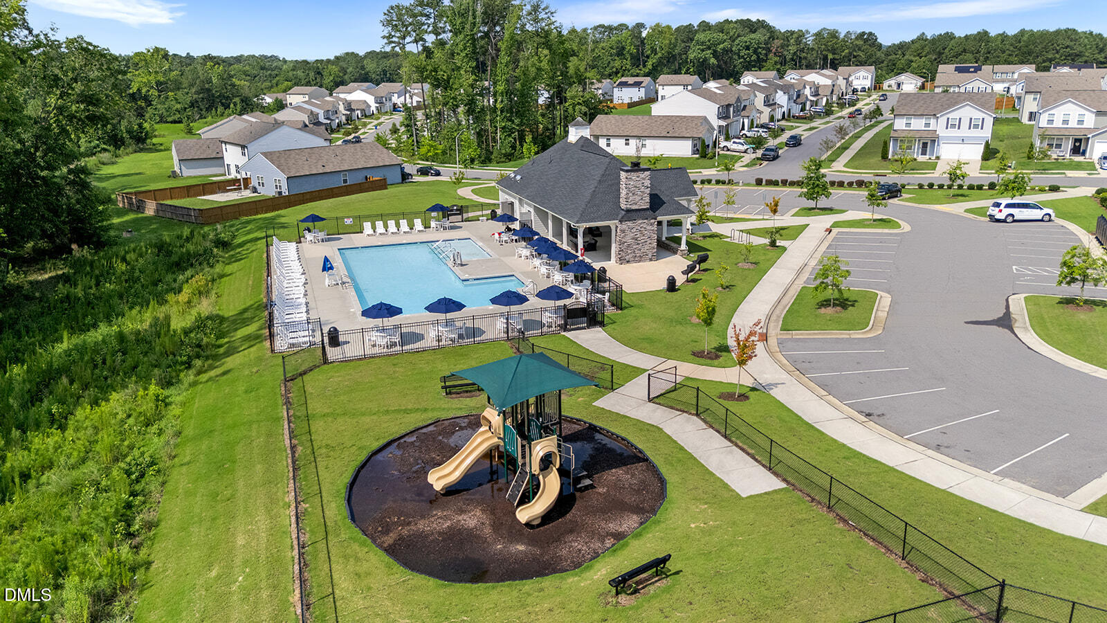 main property photo 48