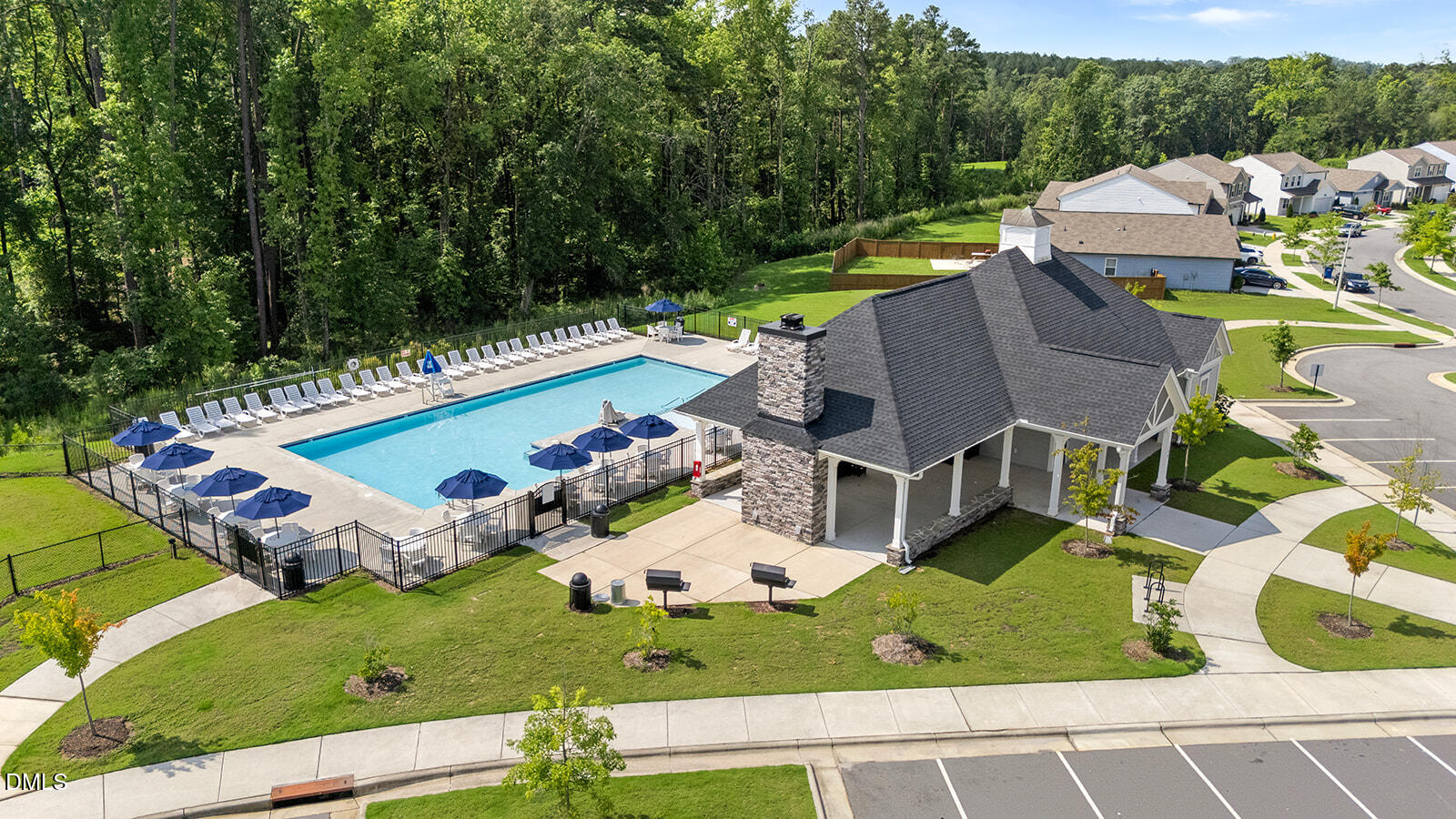 main property photo 50