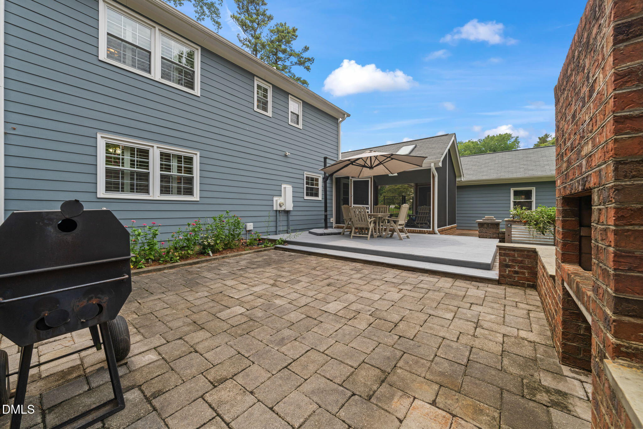 main property photo 41