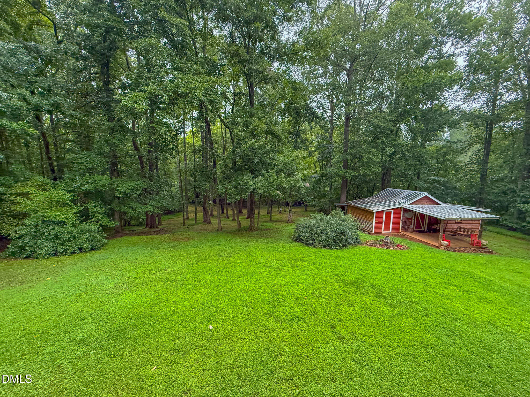 main property photo 25