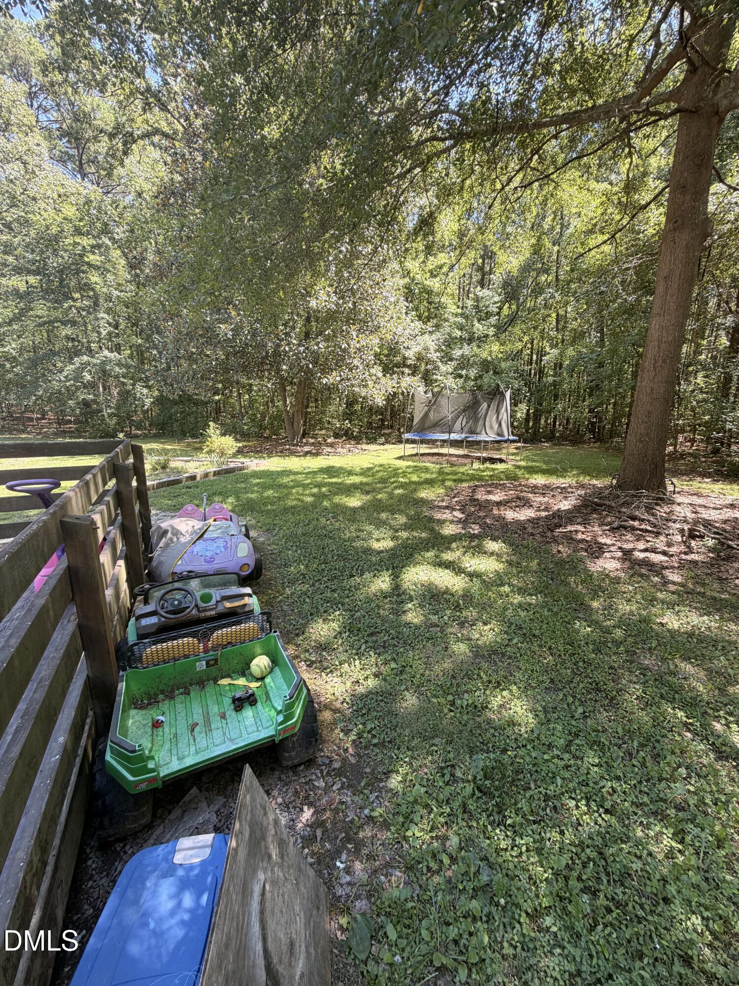 main property photo 10