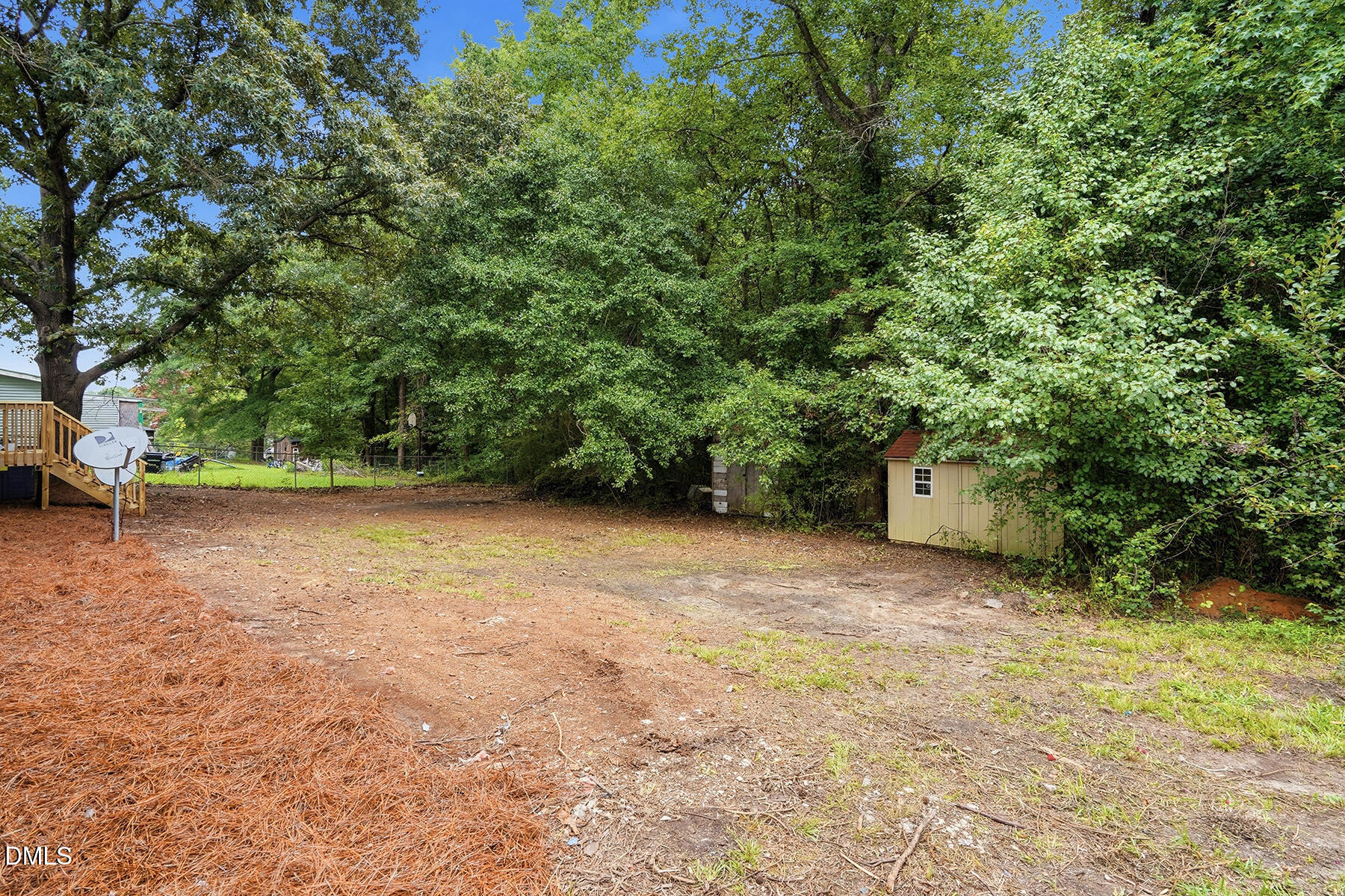 main property photo 25