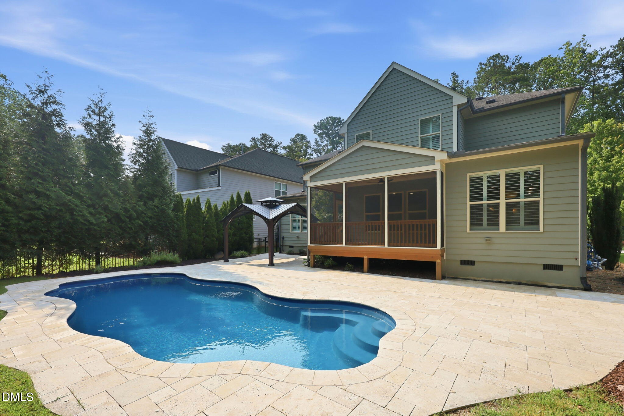 main property photo 51
