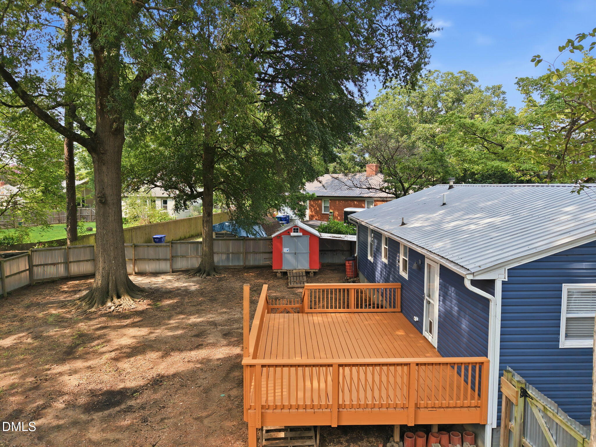 main property photo 33