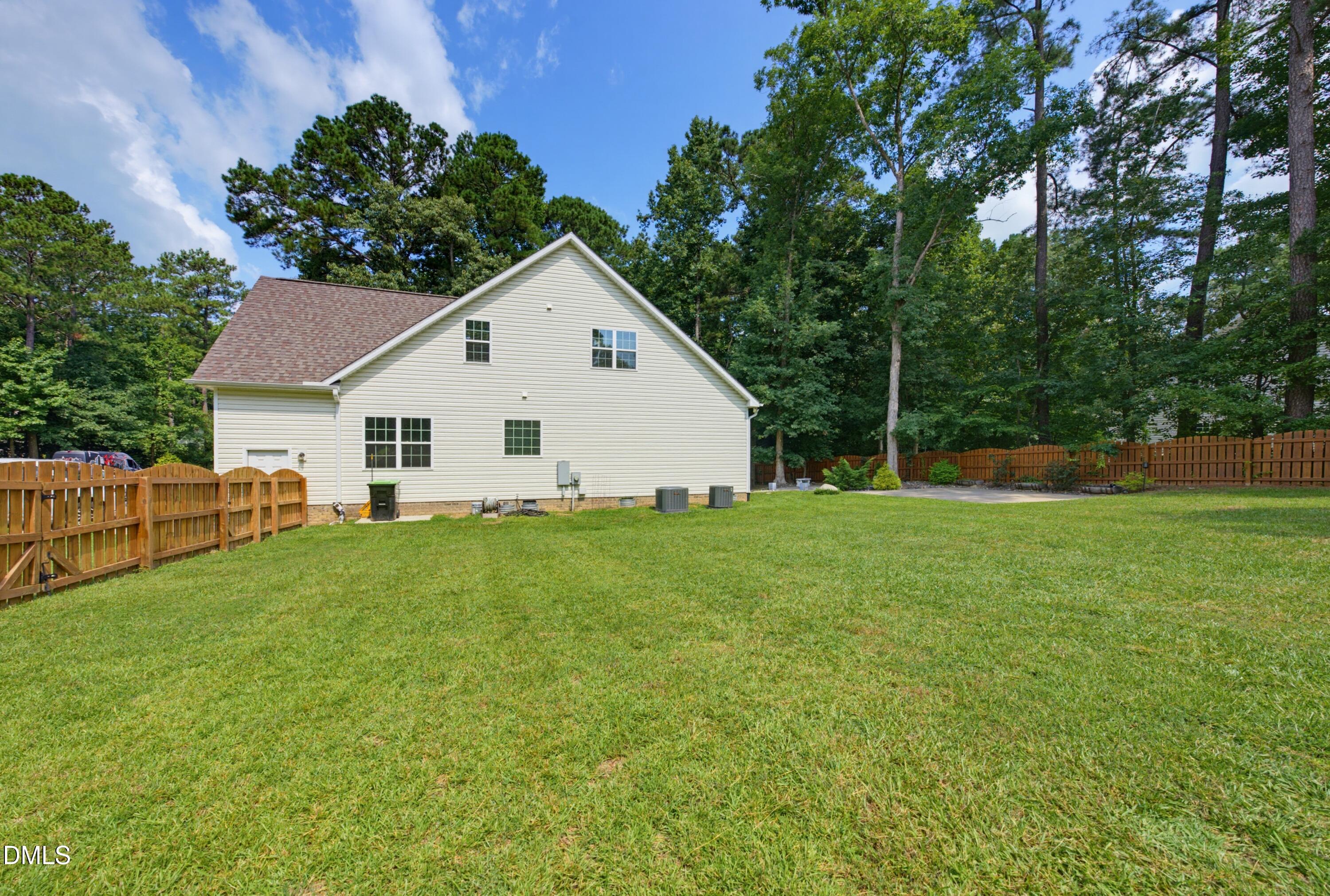 main property photo 50