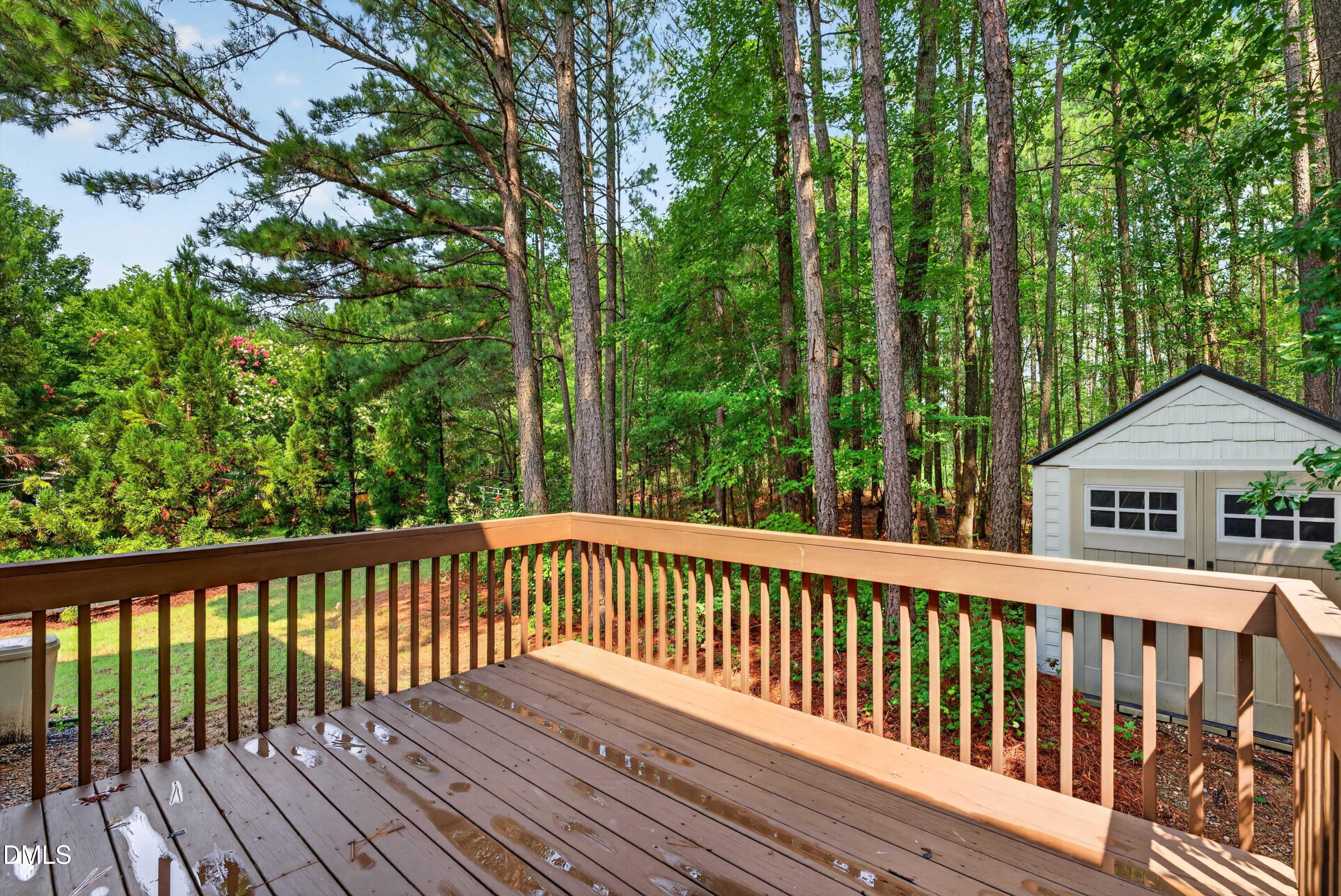main property photo 40