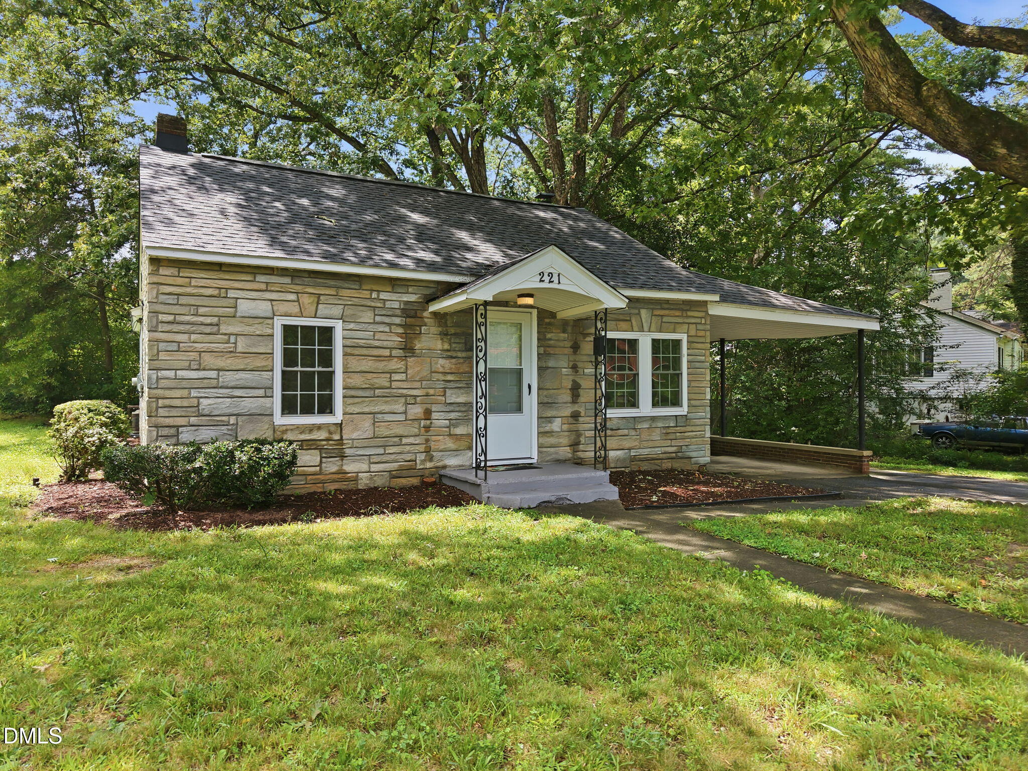main property photo 1