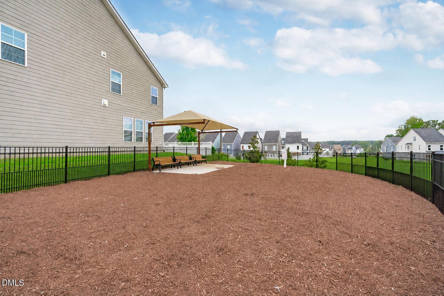 main property photo 60