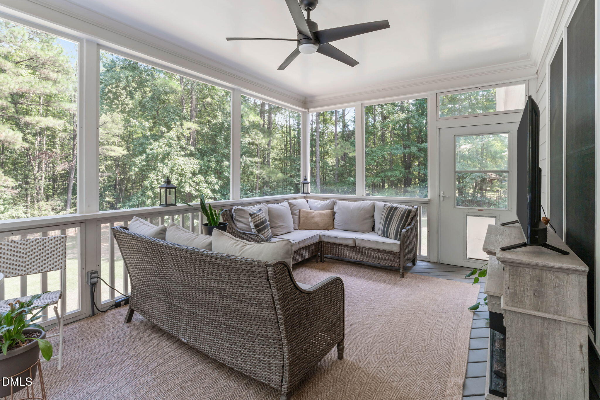 main property photo 48