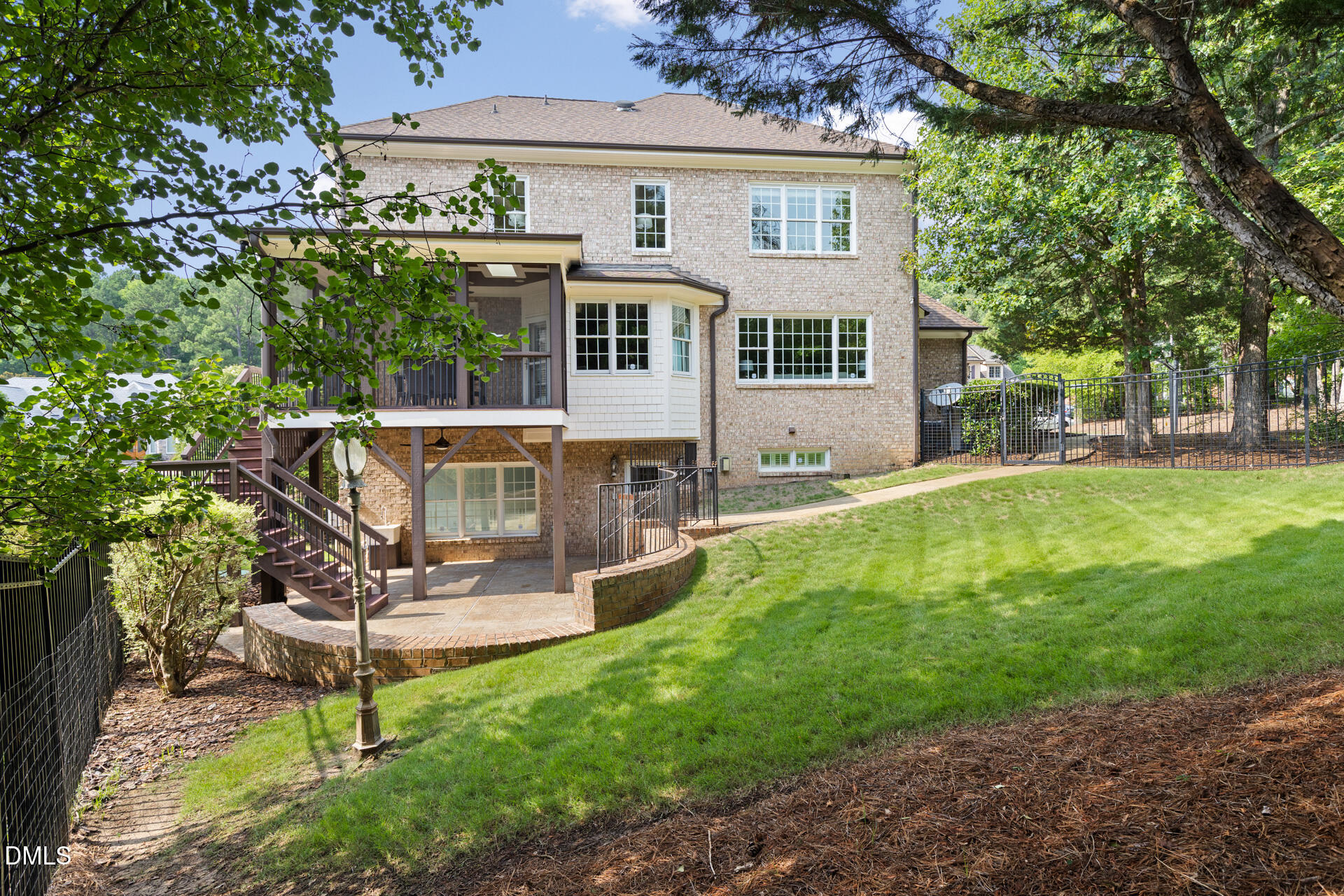 main property photo 54