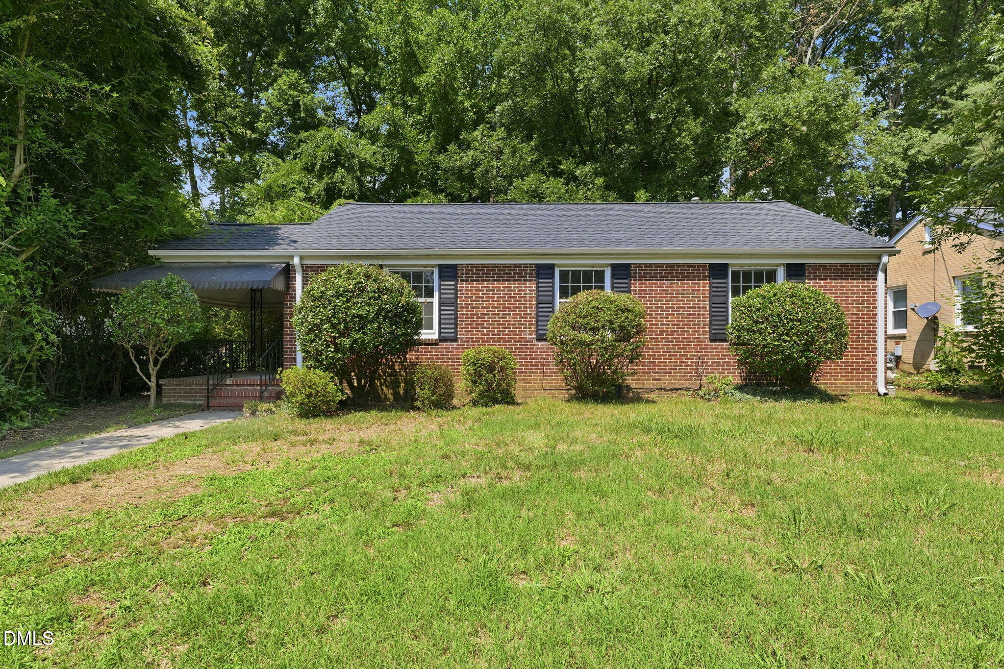 main property photo 2