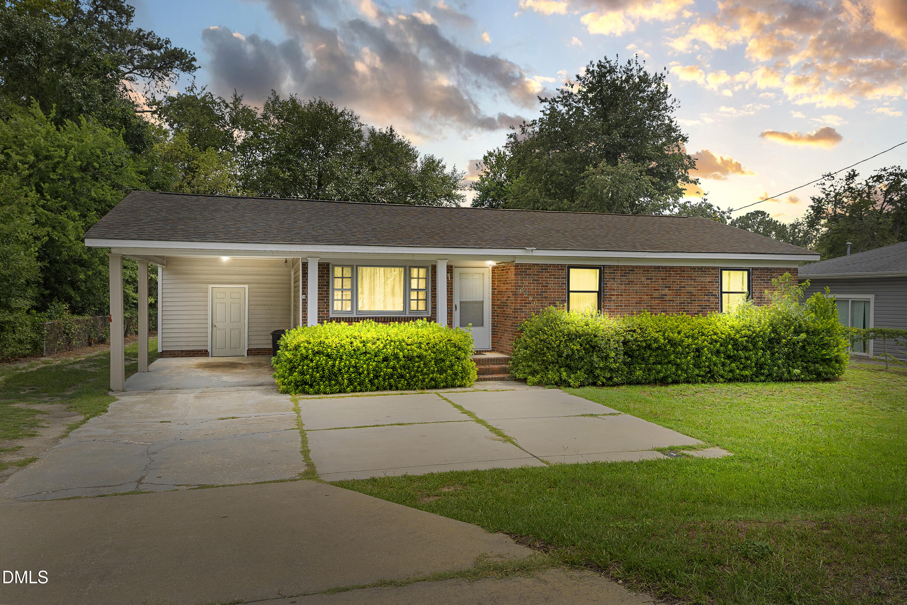 main property photo 38