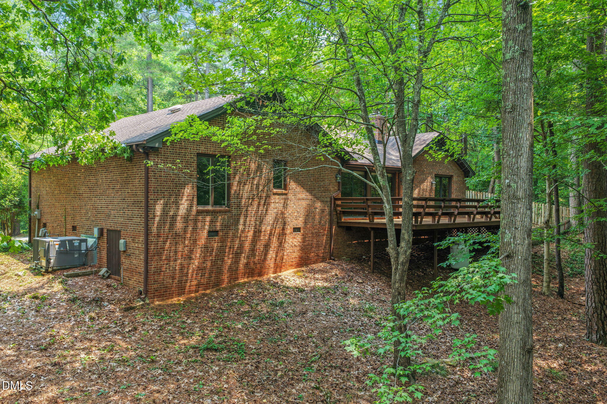 main property photo 34