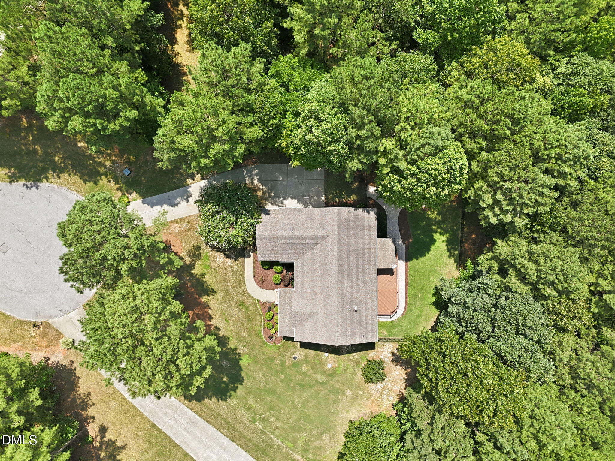 main property photo 48