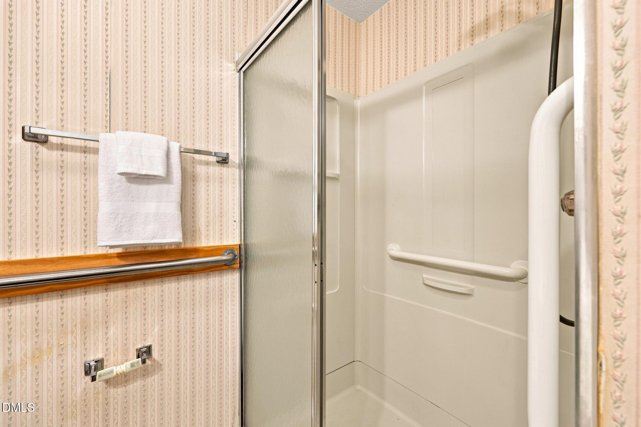 main property photo 24