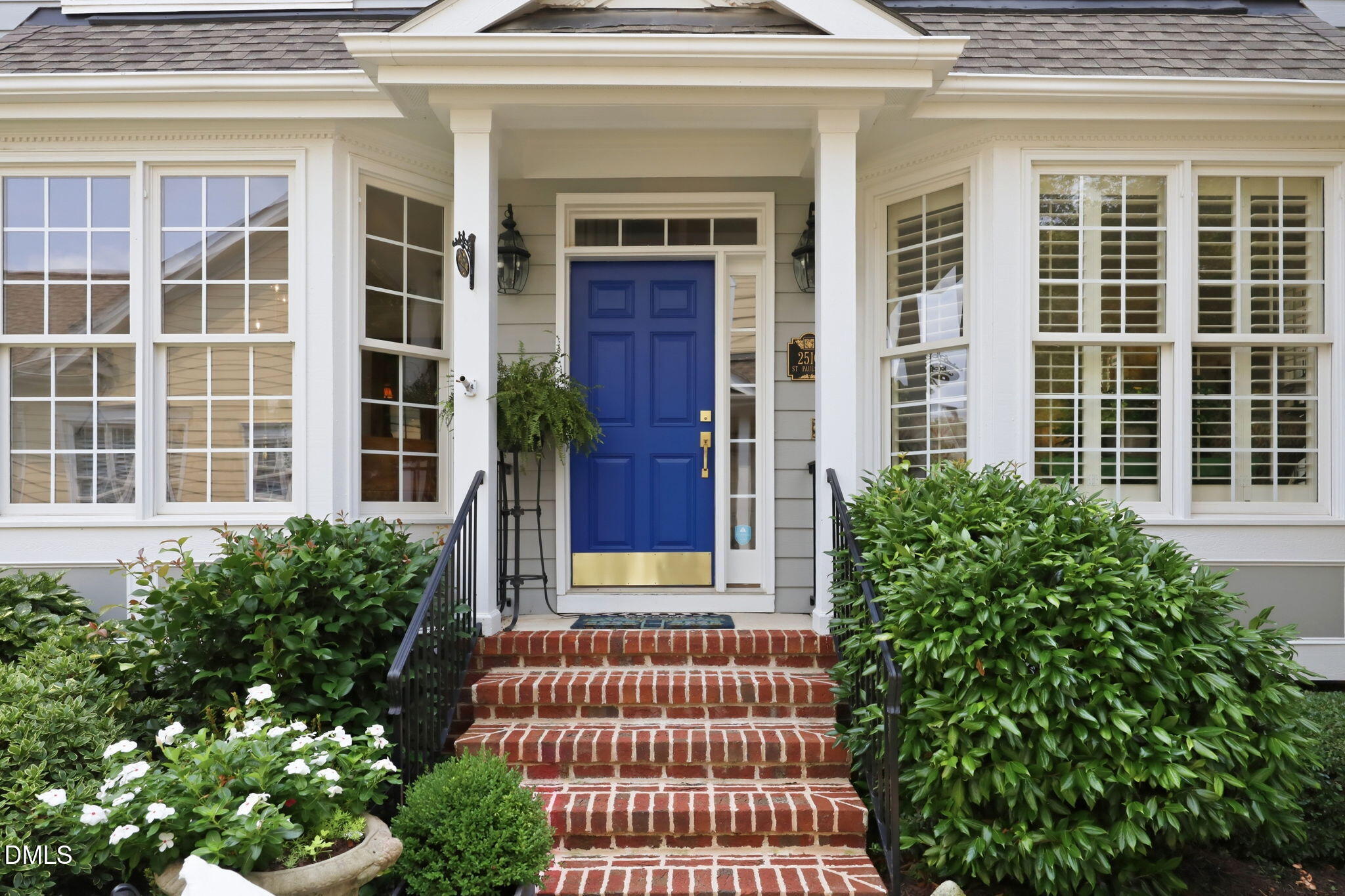 main property photo 39
