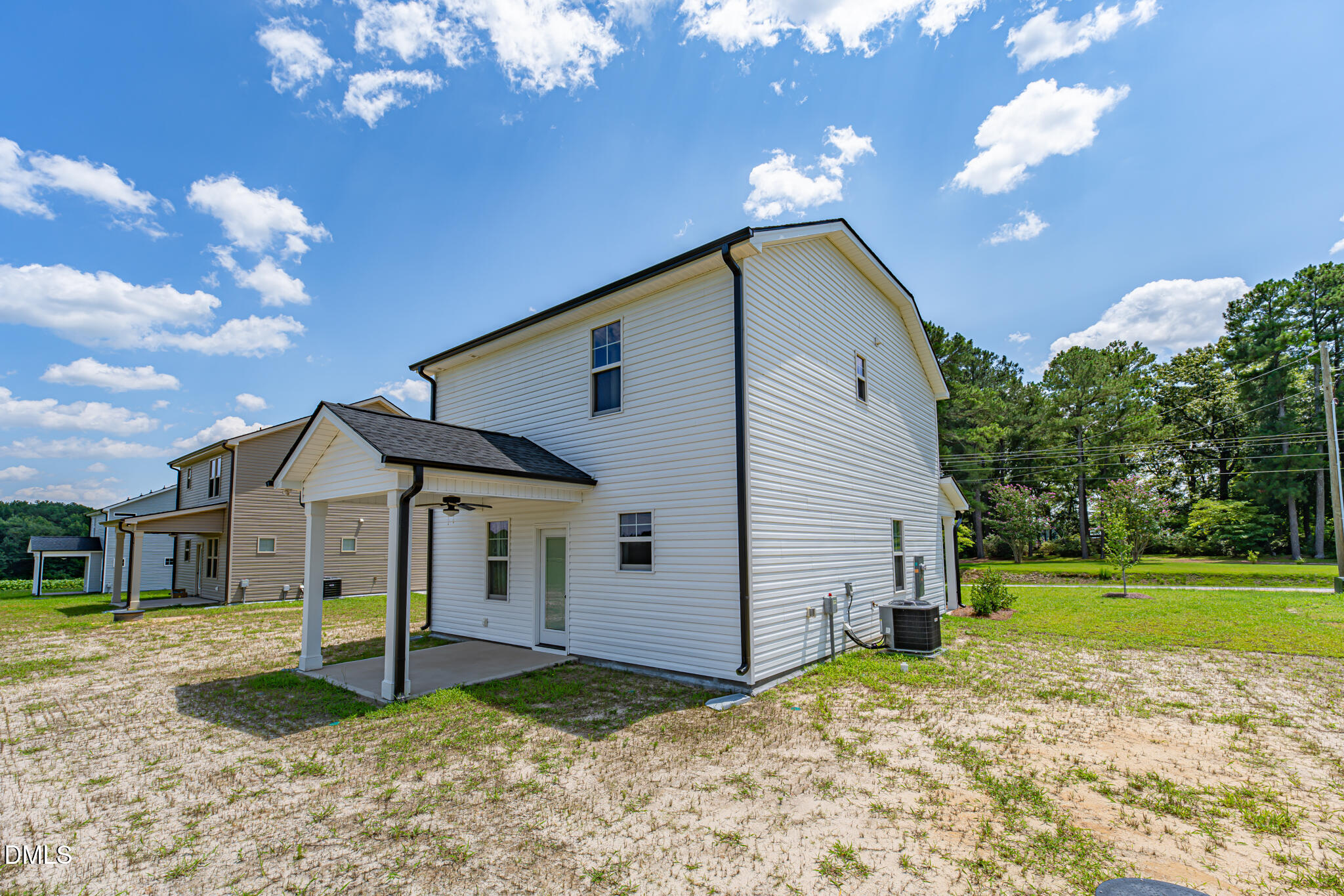 main property photo 6
