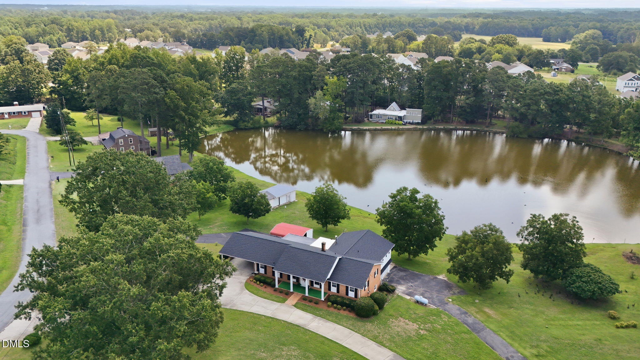 main property photo 33