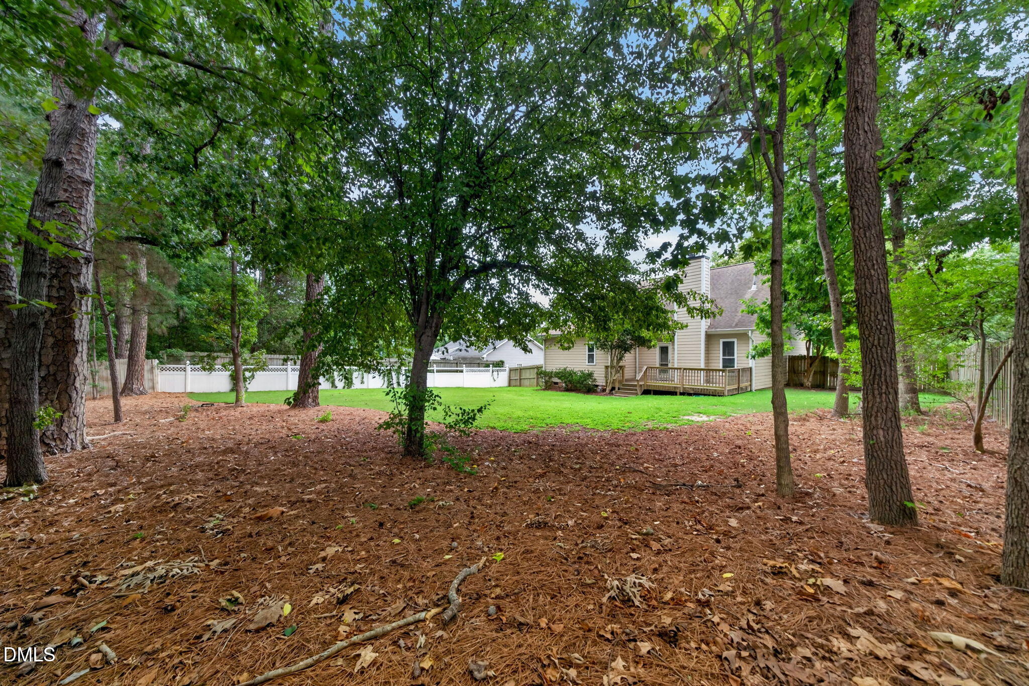 main property photo 27