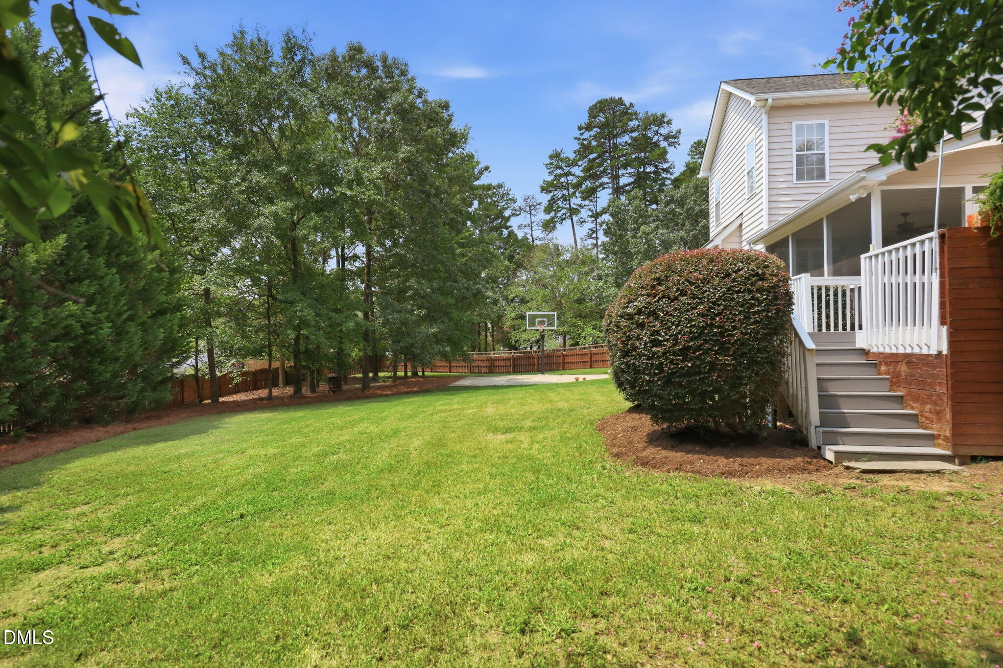 main property photo 50
