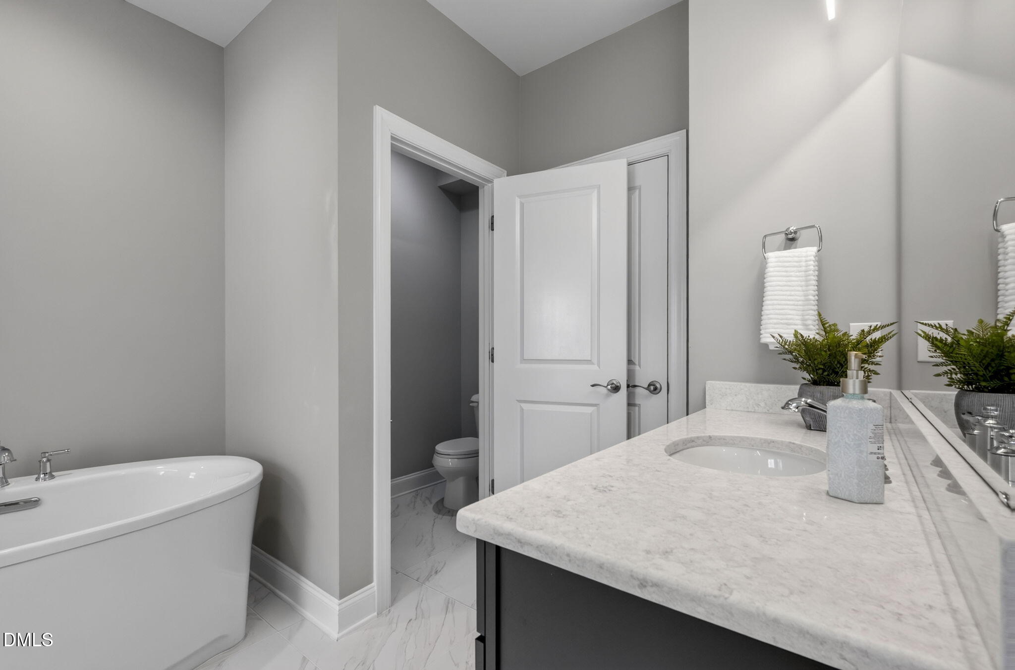 main property photo 61