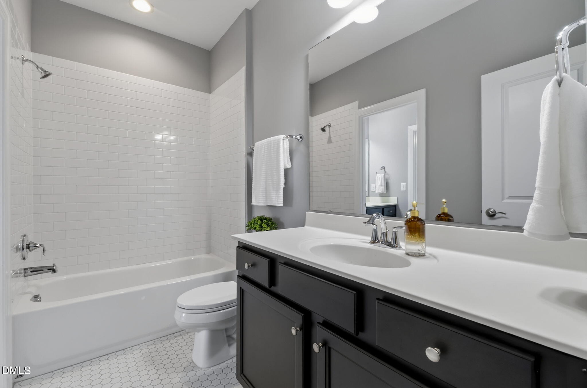 main property photo 70