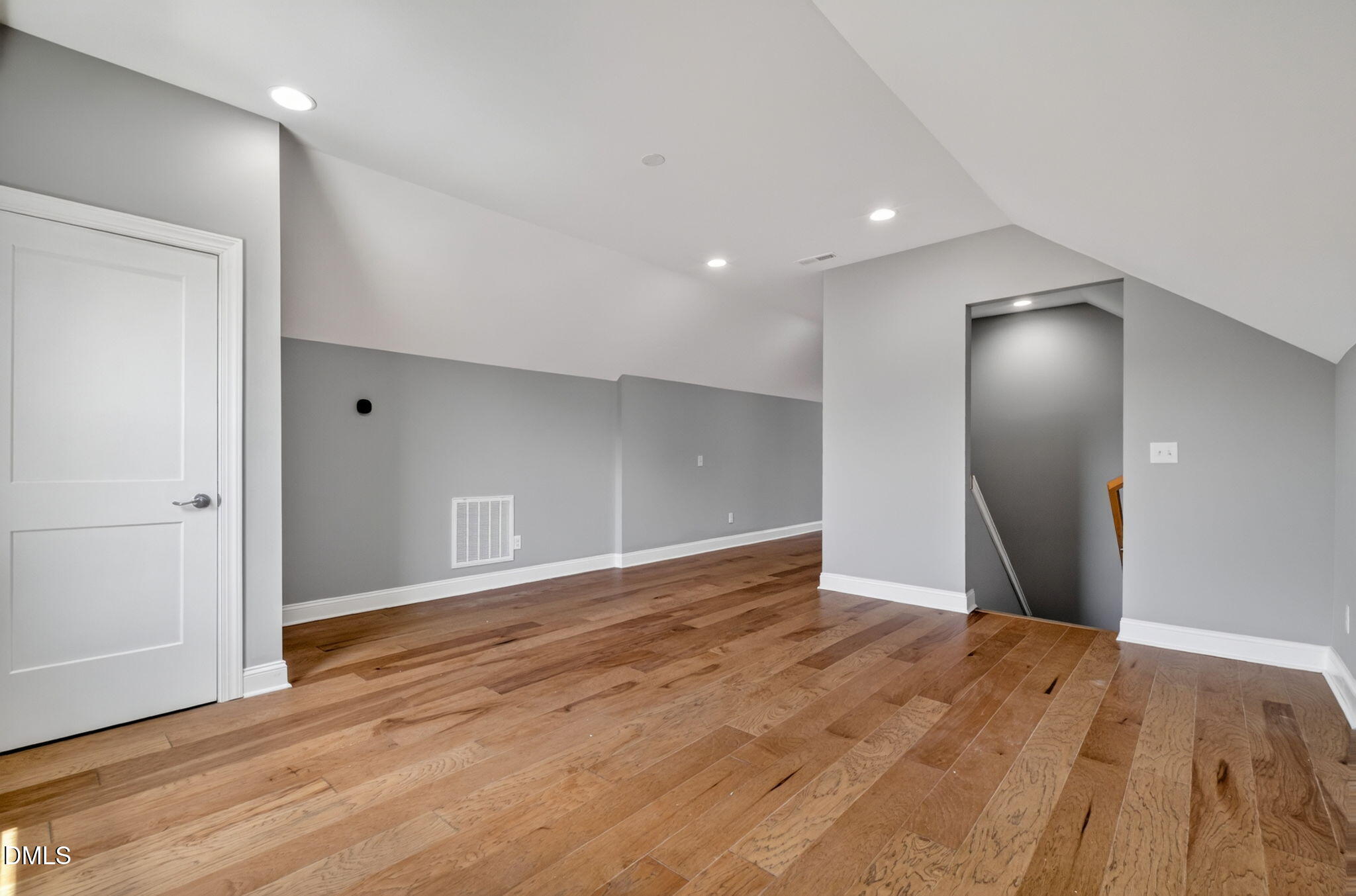 main property photo 81