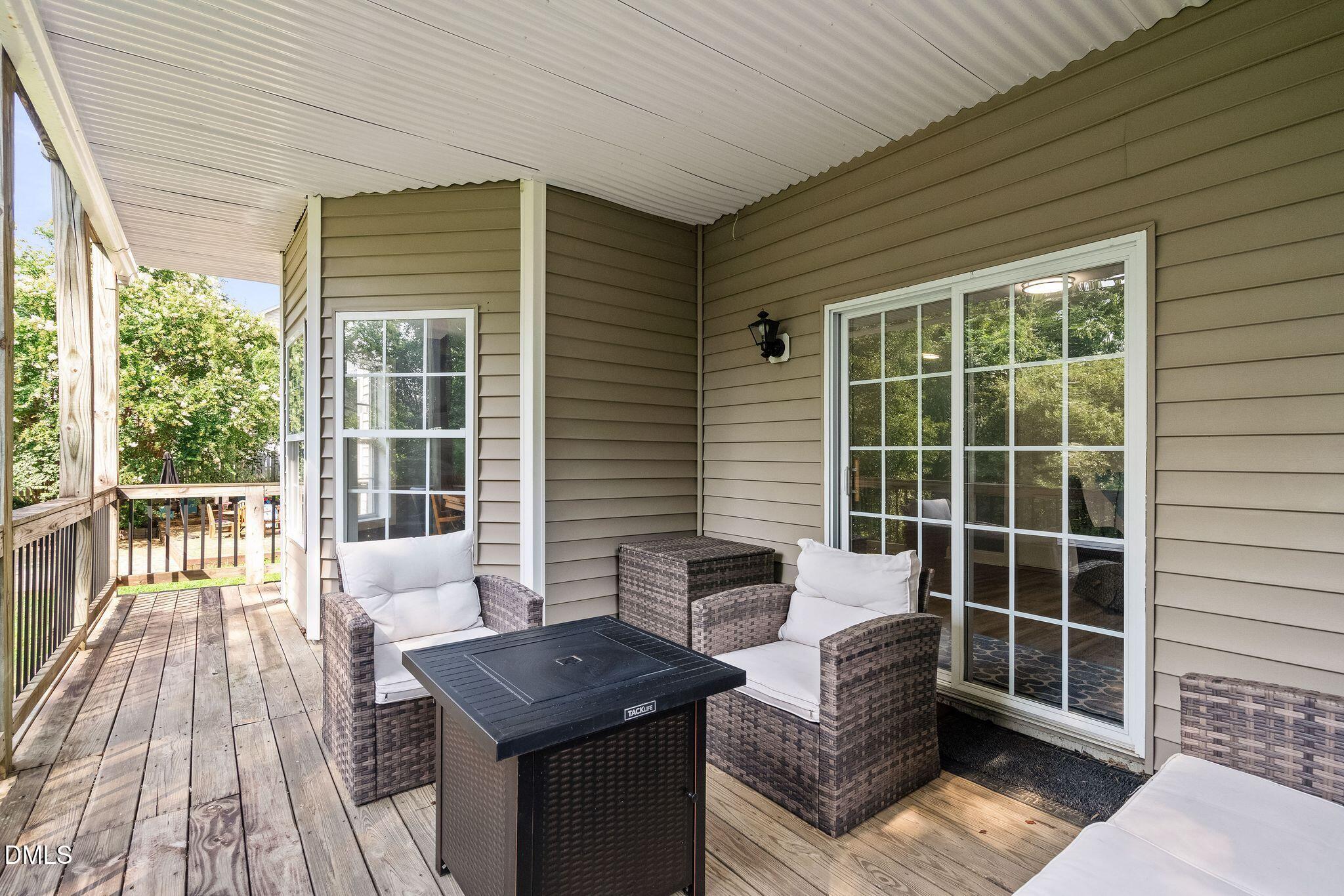 main property photo 30