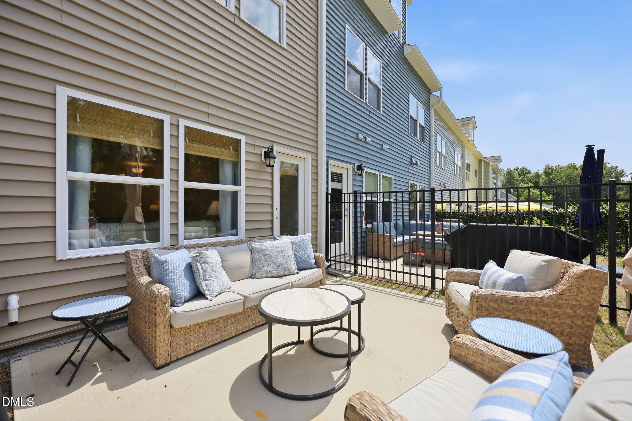 main property photo 30