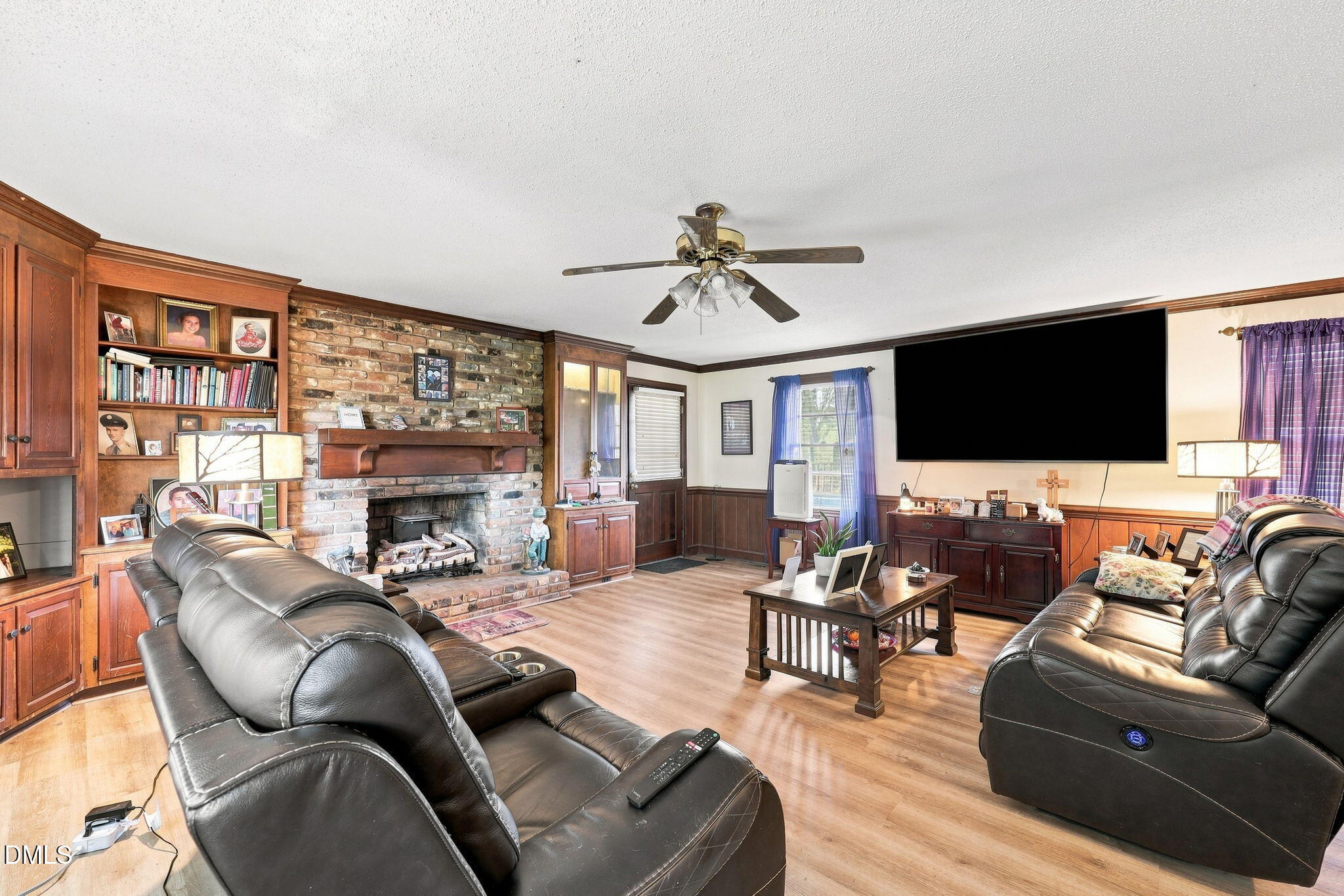 main property photo 3