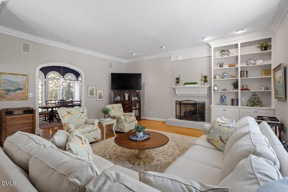 main property photo 17