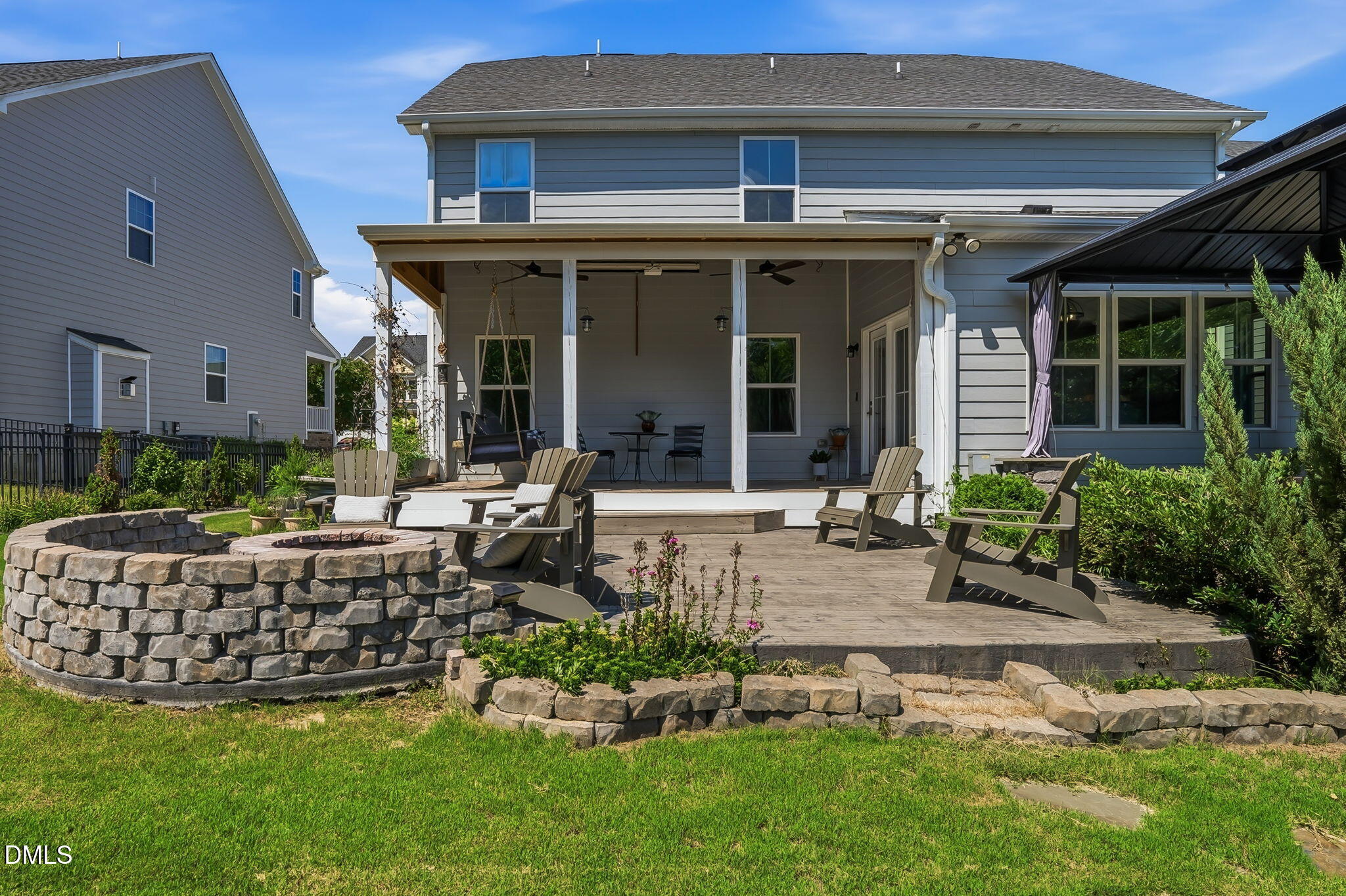 main property photo 45