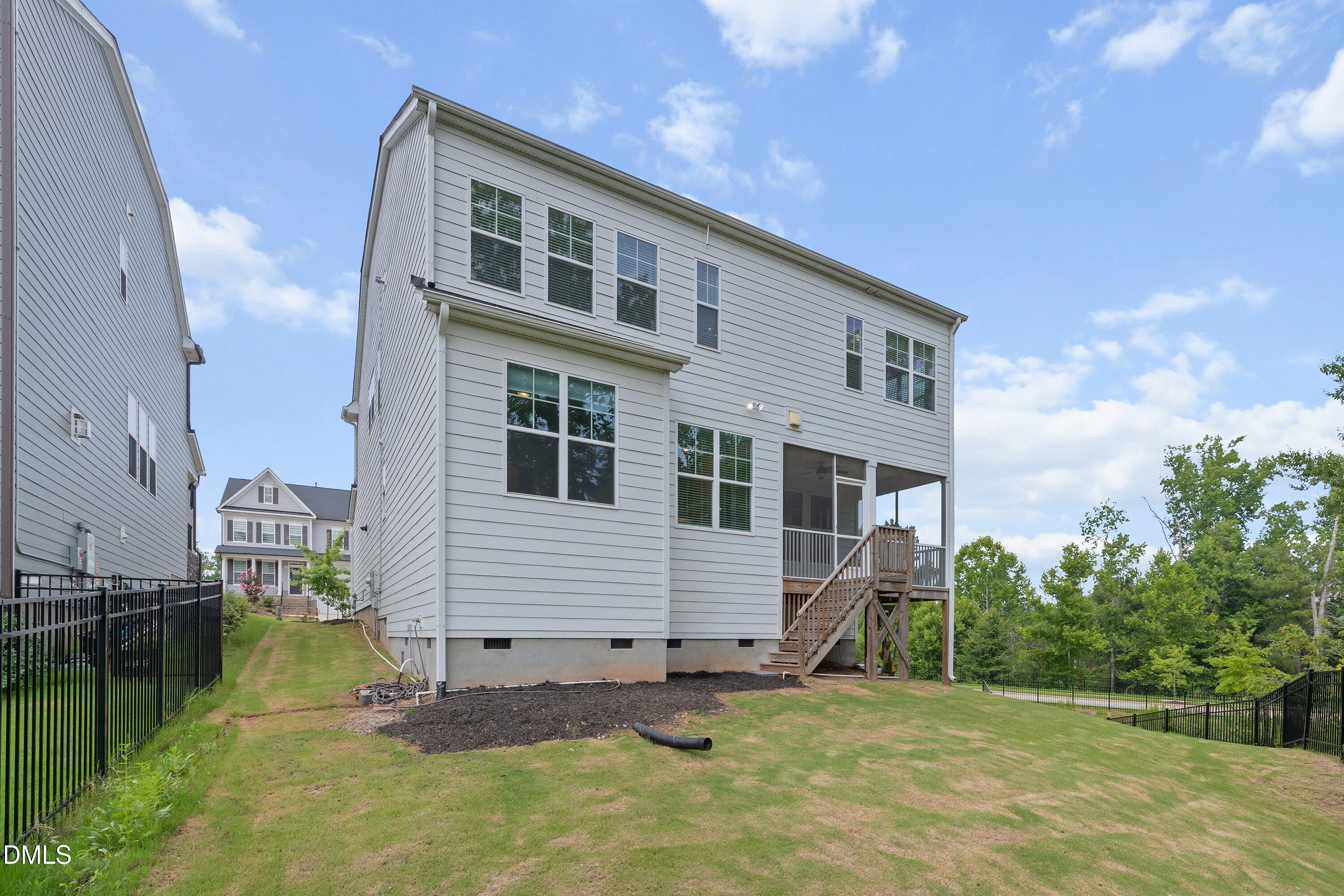 main property photo 59