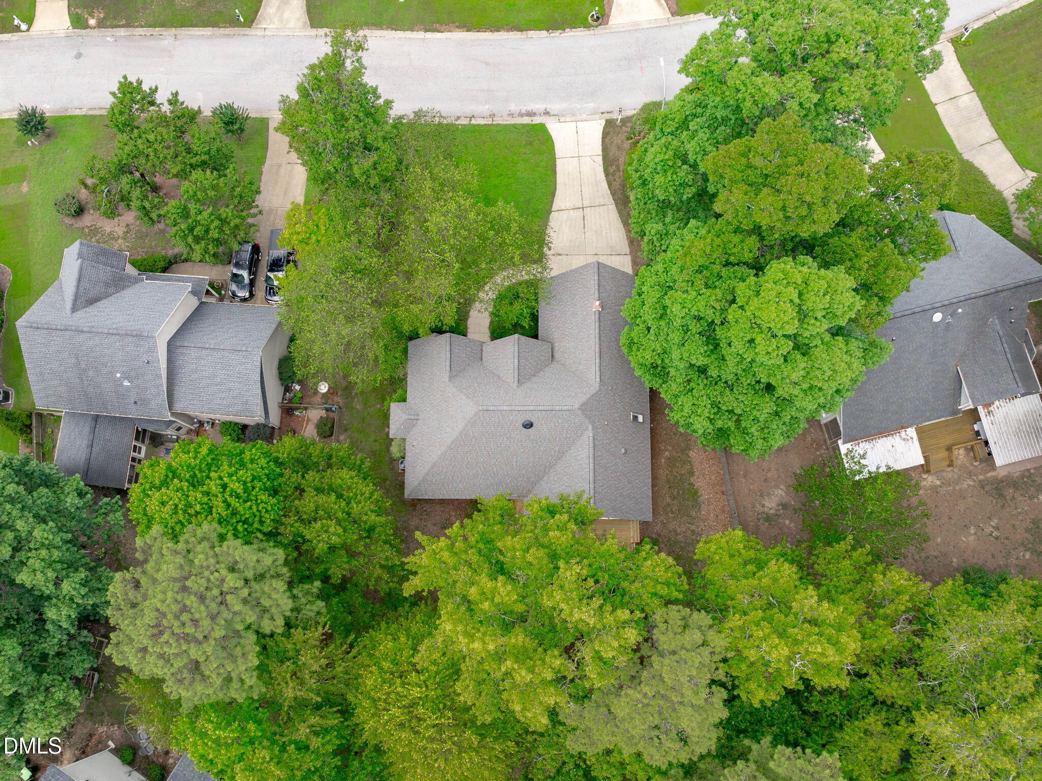 main property photo 40