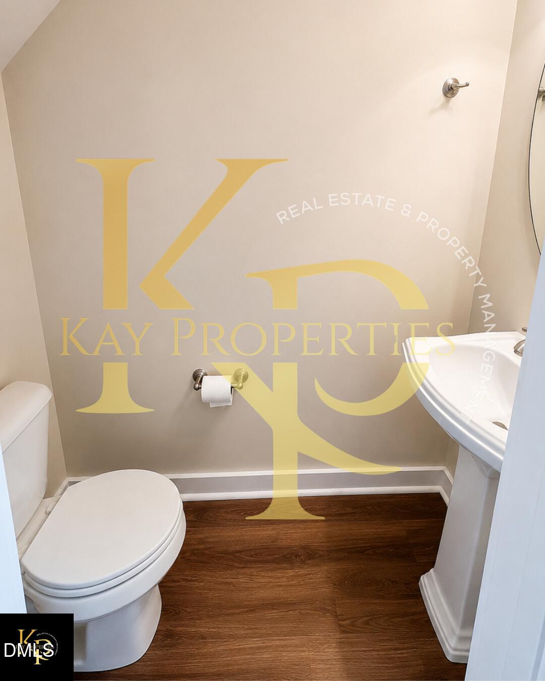 main property photo 8