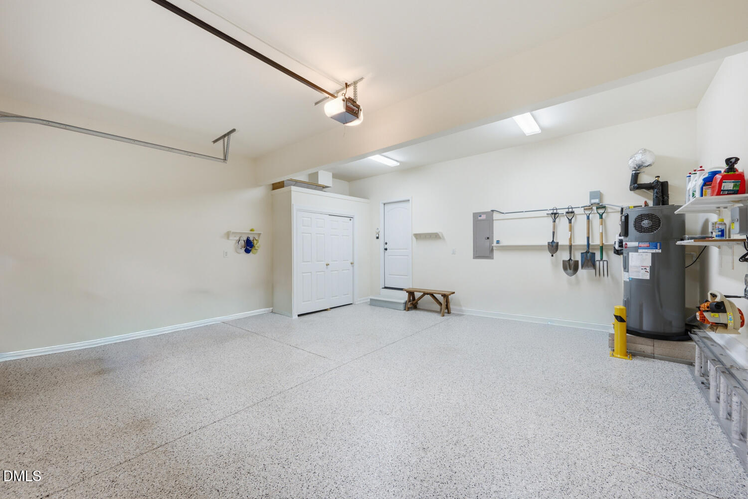 main property photo 49