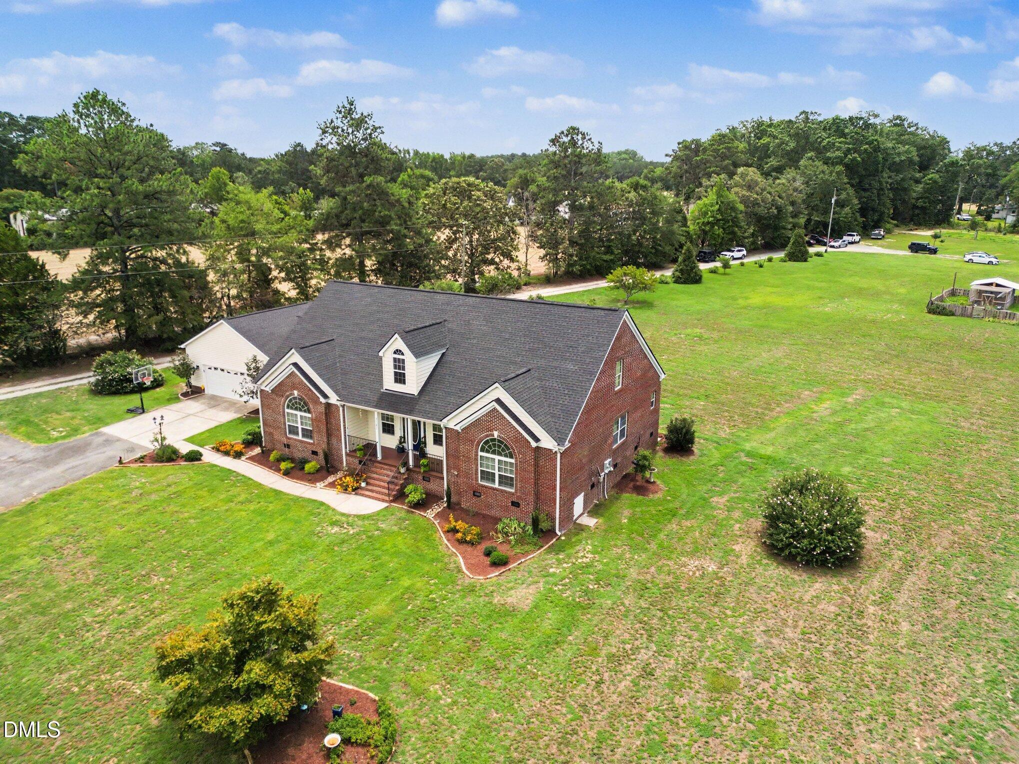 main property photo 2