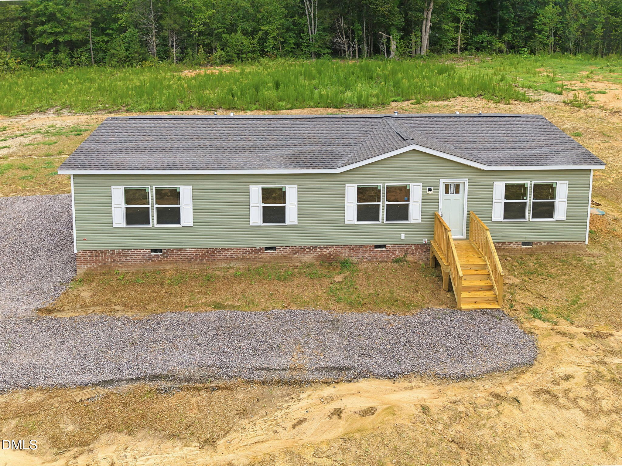 main property photo 40