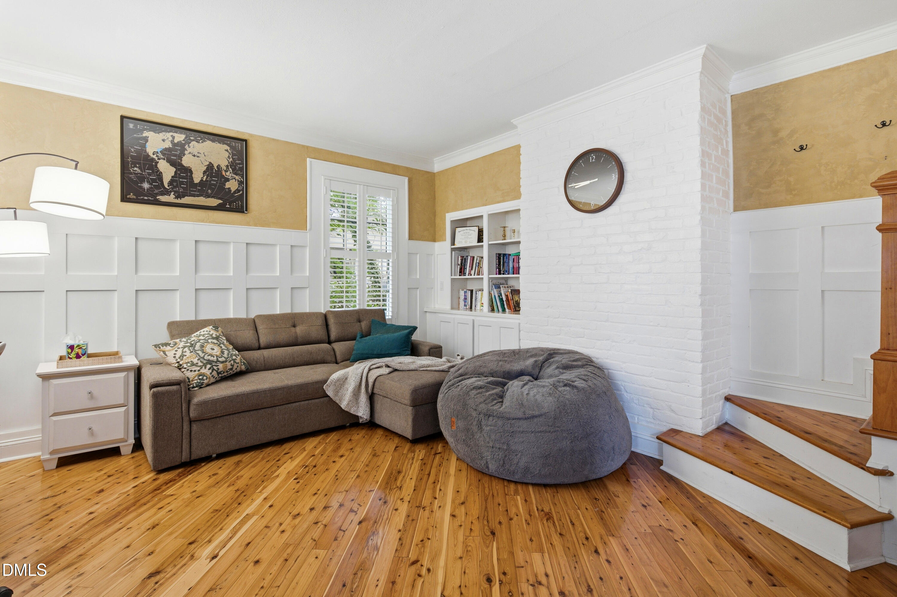 main property photo 17